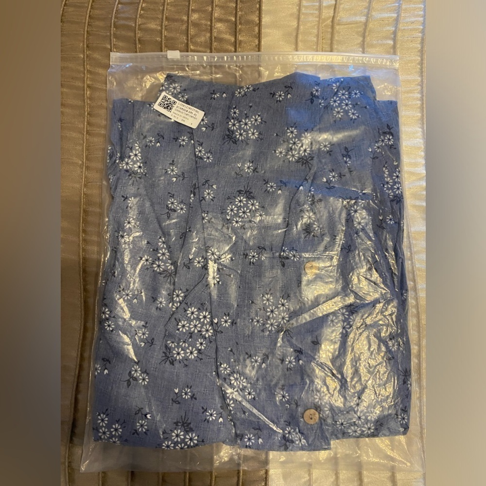 Women's Casual Loose Blouse - NEW - Long Sleeve Button Down Floral Print Tops. - Picture 4 of 6